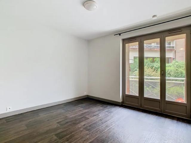Location Appartement Rue de Versailles, Aurillac