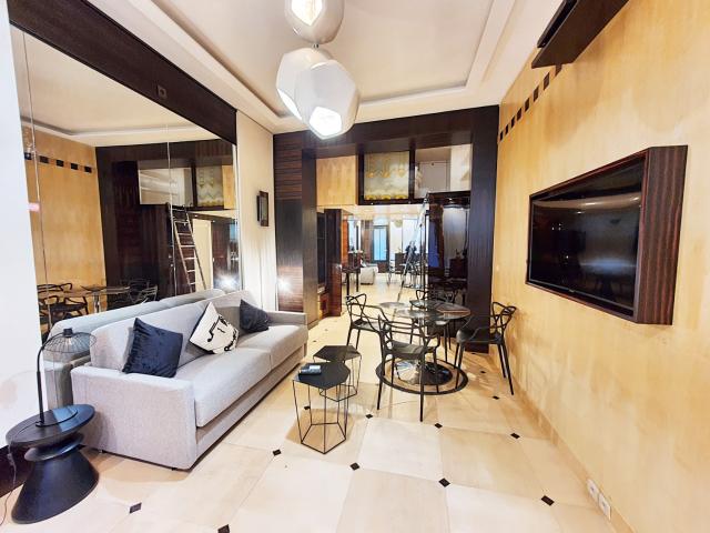 Location Appartement Rue du Val de Grâce, Paris