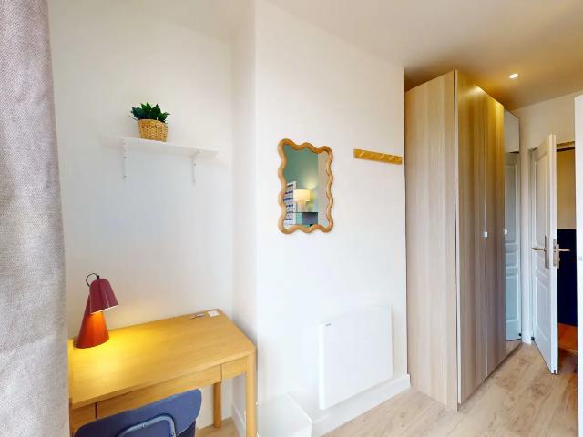 Location Appartement Rue Rébeval, Paris