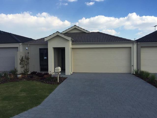 LOCATION & COMFORT: YOUR PERFECT CANNING VALE HOME