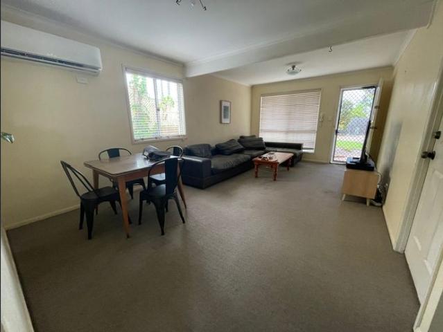 LOCATION! CONVENIENT! 6 MONTH LEASE