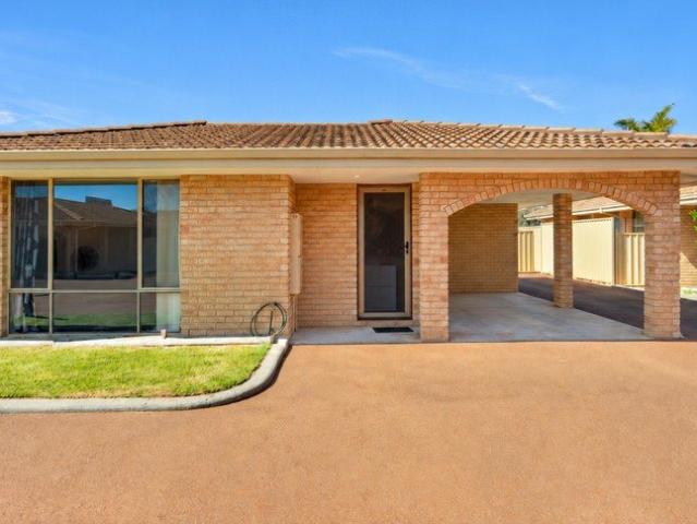 Location, Convenience & Easy Living!