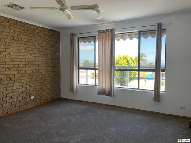 LOCATION, CONVENIENCE, LIFESTYLE
