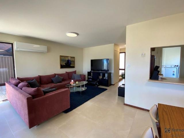 LOCATION, CONVENIENCE, LIFESTYLE! HOME OPEN SATURDAY 25 JULY AT 11.30AM SHARP!