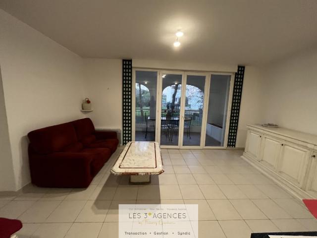 Location Cogolin Domaine de Manon Beau T2 meublé avec jardin et parking | Les 3 Agences