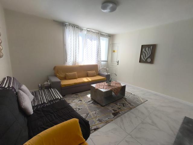 Location courte durée de type F2 Val d'oise 95370