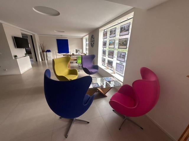 Location de bureaux équipés prêts à l emploi à Mougins emplacement premium