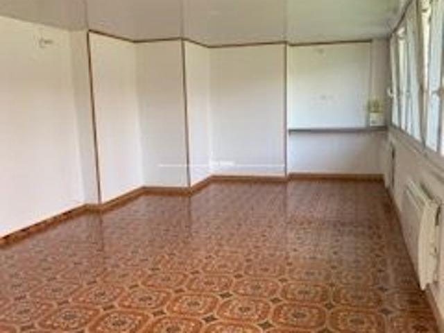 Location d'un appartement 4 pièces 110 m² à ARMENTIERES