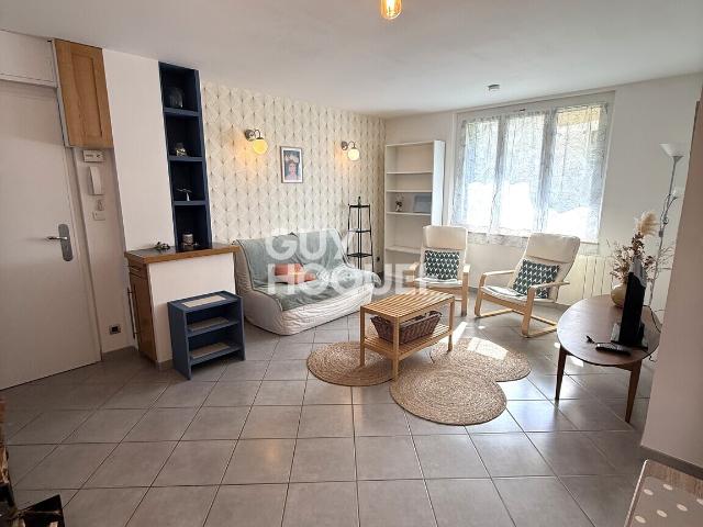 LOCATION d'un appartement de 3 pièces 59 m² à FONTAINE