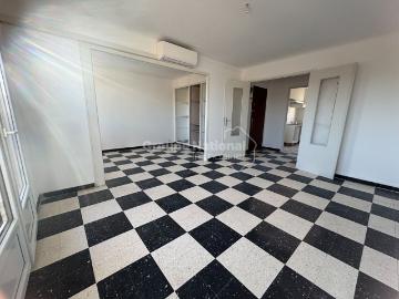 LOCATION d'un appartement de 3 pièces 69 m² à Miramas