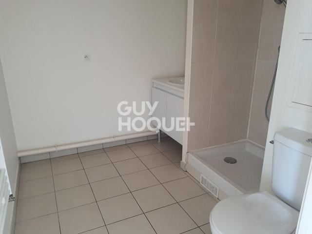 LOCATION d'un appartement T1 26 m2 à DRANCY