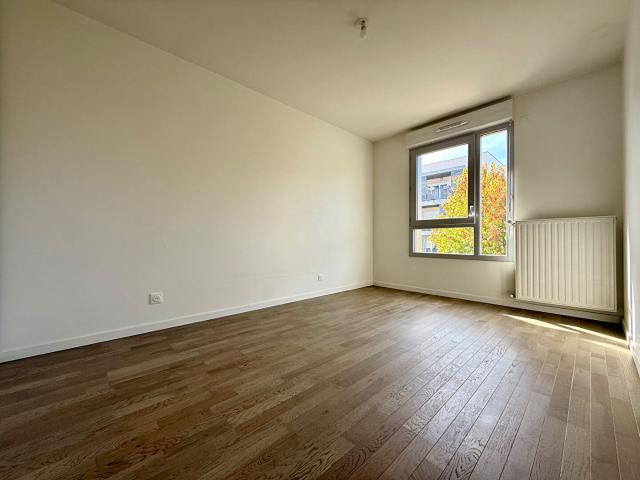 Location d'un appartement T2 43 m² à LIEUSAINT