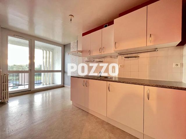 LOCATION d'un appartement T3 58 m² à SAINT LO