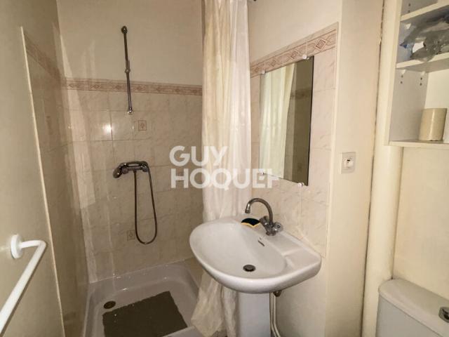 Location d'un studio meublé 20 m² à CHATEAUDUN