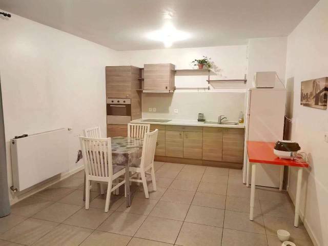 Location d'un T2 meuble dans le quartier de Ginko a Bordeaux Lac disponible immediat