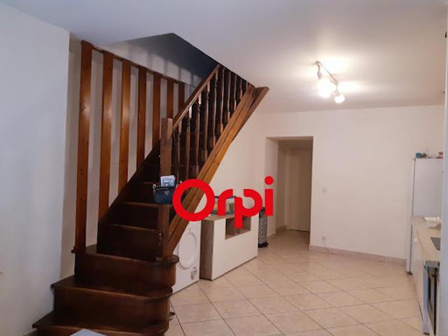 Location Duplex 3 pièces 110.57 m2 Viriville