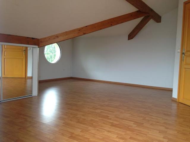Location Duplex 5 pièces 127 m2 Annemasse