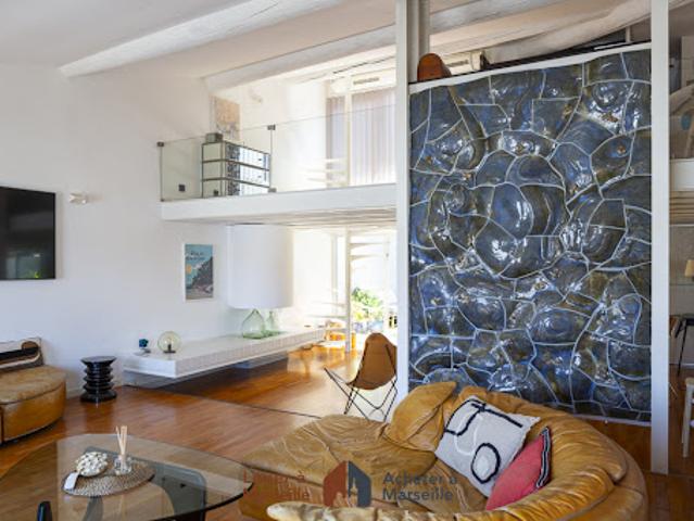 Location Duplex 3 pièces 128 m2 Marseille 7ème