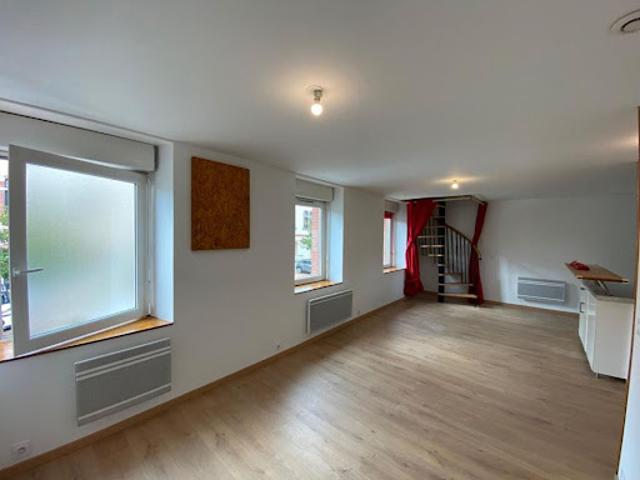Location Duplex 3 pièces 62.15 m2 Saint Amans Soult