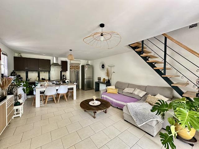 Location Duplex 3 pièces 70 m2 Villecroze