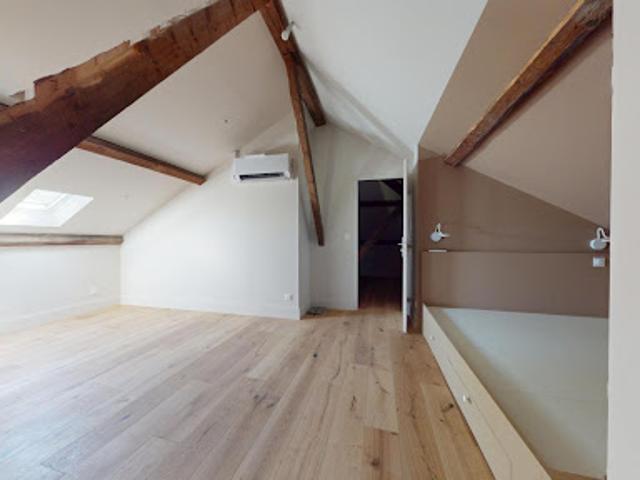 Location Duplex 3 pièces 73 m2 Saint Germain au Mont d'Or