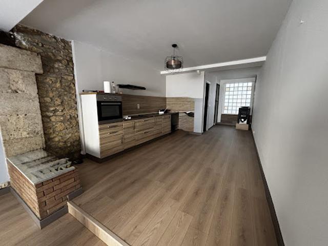 Location Duplex 3 pièces 80 m2 Bazas
