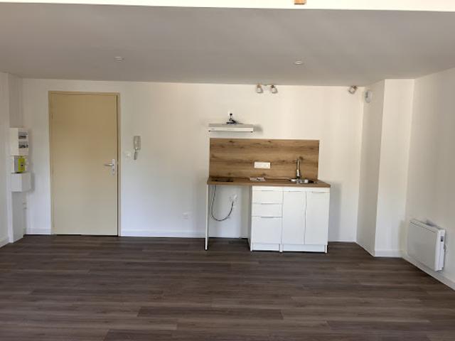 Location Duplex 2 pièces 47.76 m2 Ales