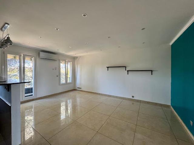 Location Duplex 4 pièces 102.05 m2 Champigny sur Marne