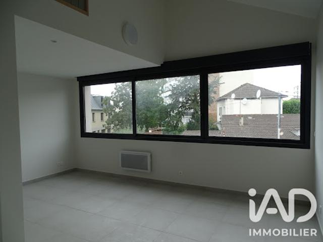 Location Duplex 4 pièces 79 m2 La Varenne Saint Hilaire