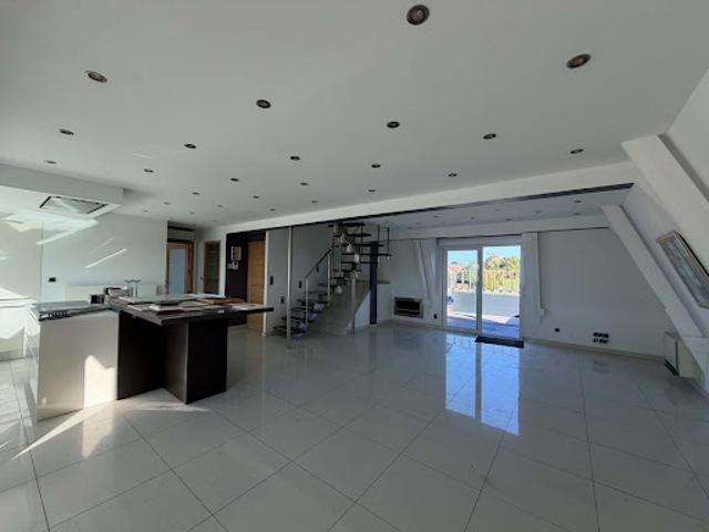 Location Duplex 5 pièces 126.95 m2 Féchain