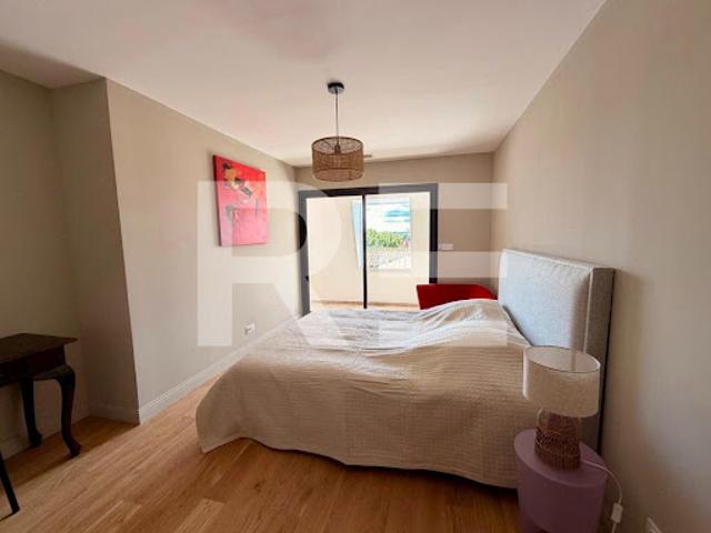 Location Duplex 5 pièces 160 m2 Nimes