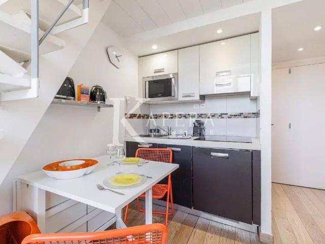 LOCATION DUPLEX MEUBLÉ PLACE GARIBALDI