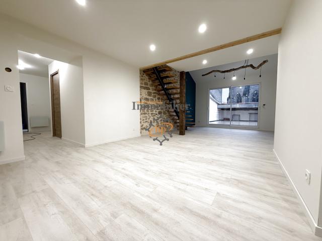 Location duplex Saint Affrique 4 pièces 100m² 800€ | Hubert Peyrottes Immobilier