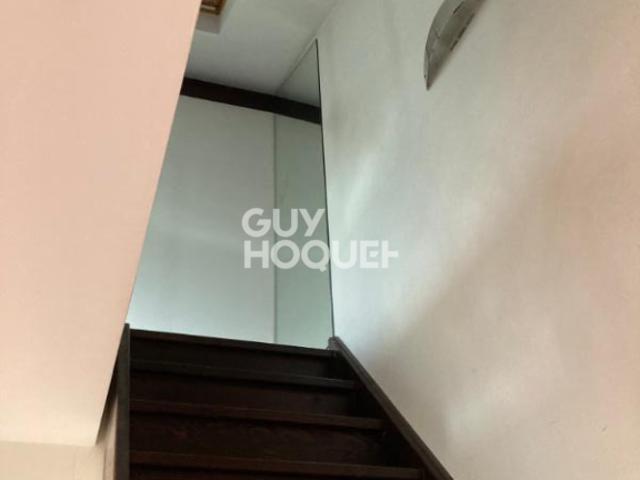 Location: duplex T2 35 m² et surface total au sol de 60m2 aux PAVILLONS SOUS BOIS