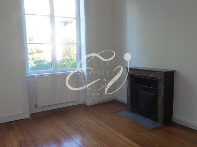 Location Ecully 69130 Appartement T2