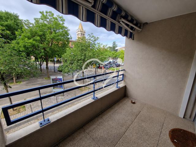 LOCATION ECULLY CENTRE 69130 APPARTEMENT 5 PIECES 4 CHAMBRES BALCON GARAGE