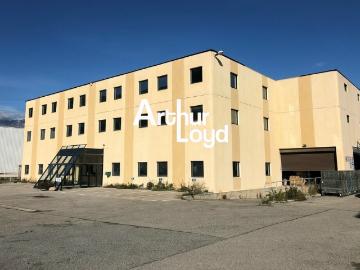 louer Local Commercial à Alpes