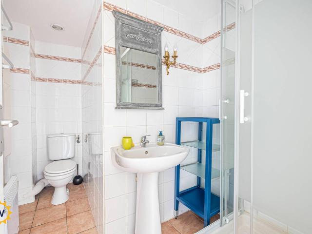 location etudiante nice fleurs / rue dante appartement 2 pièces meublé