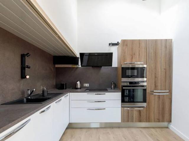 LOCATION ÉTUDIANTE Viel Antibes 3 pièce s 60 m2 refait à neuf et climatisé