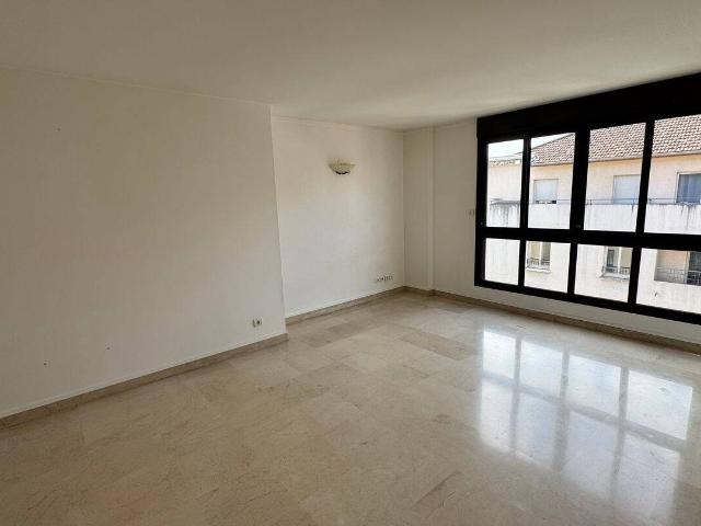 Location F3 4, rue des Aqueducs 69005 Lyon