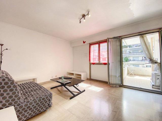 Location F1 Meublé Nice Nord