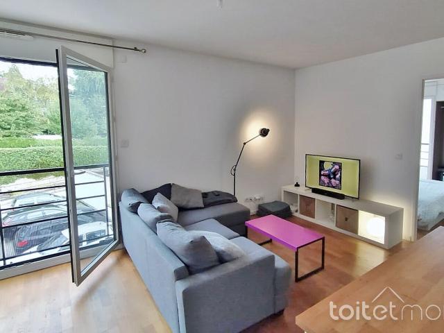 LOCATION F2 A GIF SUR YVETTE