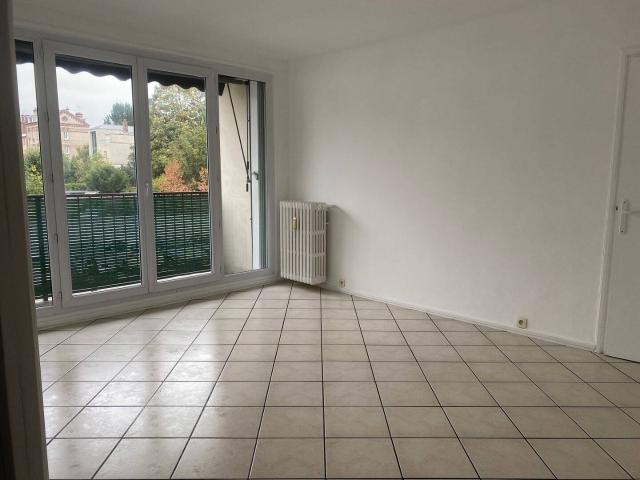 Location F2 au coeur de la garenne colombes