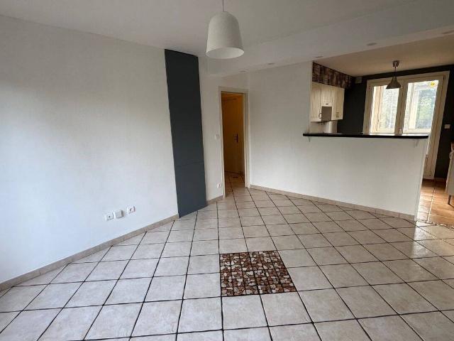 Location F4 16, avenue Jules Guesde 69200 Vénissieux