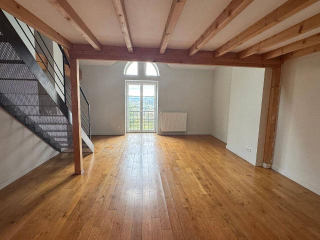 Location F4 Duplex 36, av. Jean Jaurès 69370 St Didier