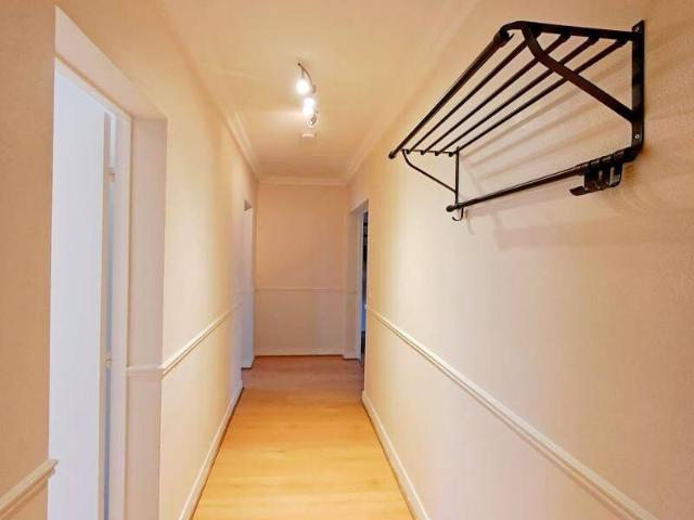 LOCATION FONTAINEBLEAU 4 PIECES EN DUPLEX AVEC BOX