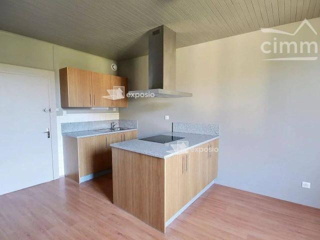 LOCATION GRESIVAUDAN TENCIN: APPARTEMENT T1 BIS AVEC REMISE EXT