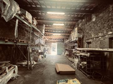 Location Hangar 105 m2