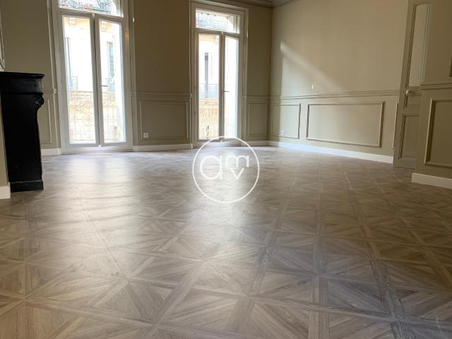 Location HAUSSMANNIEN 4 PIECES TOULON HAUTE VILLE | AMV Immobilier