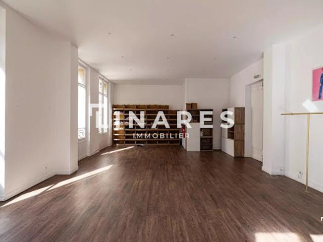 Location Hôtel particulier 51.9 m2 Marseille 8ème